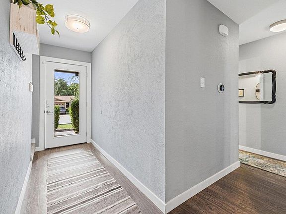 3rd image of 658 Mairo St
