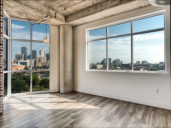 3rd image of 1001 Belleview St APT 808