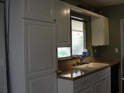 4th image of 10795 NW 26th St