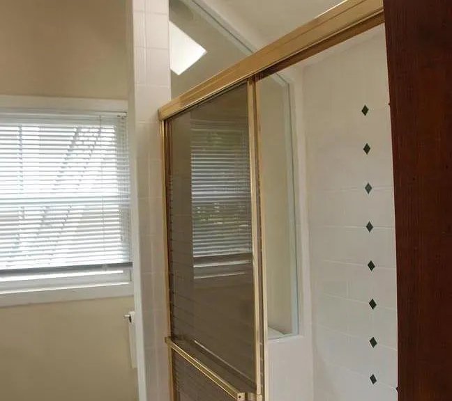 Skylight in bathroom 3