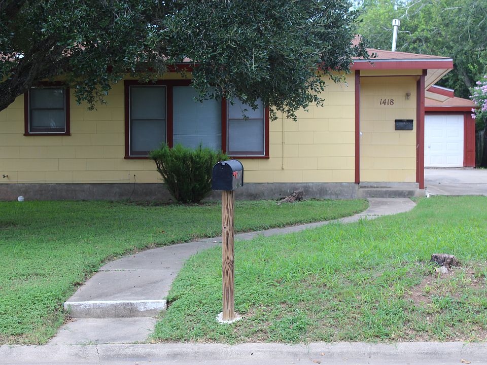 1st image of 1418 E Rosewood St