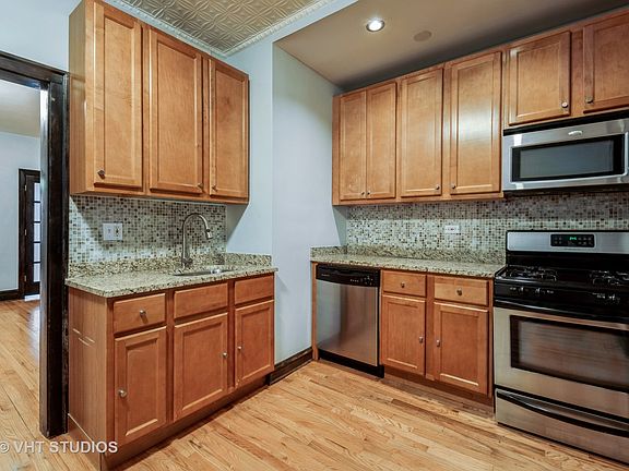 5th image of 2955 W Wellington Ave Unit 2