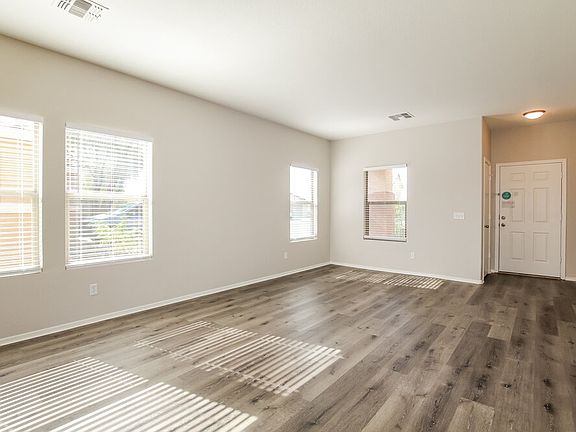 3rd image of 15313 W Cameron Cir