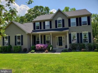 7 Ardsley Pl, Hainesport, NJ 08036