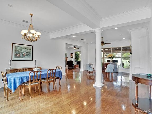 4th image of 528 Canterbury Ln