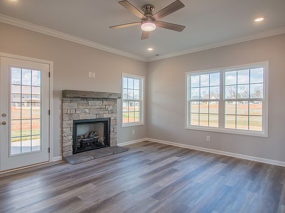 5th image of 592 Summerfield Lot 592