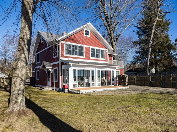 16 Woodland Dr, West Monroe, NY 13167