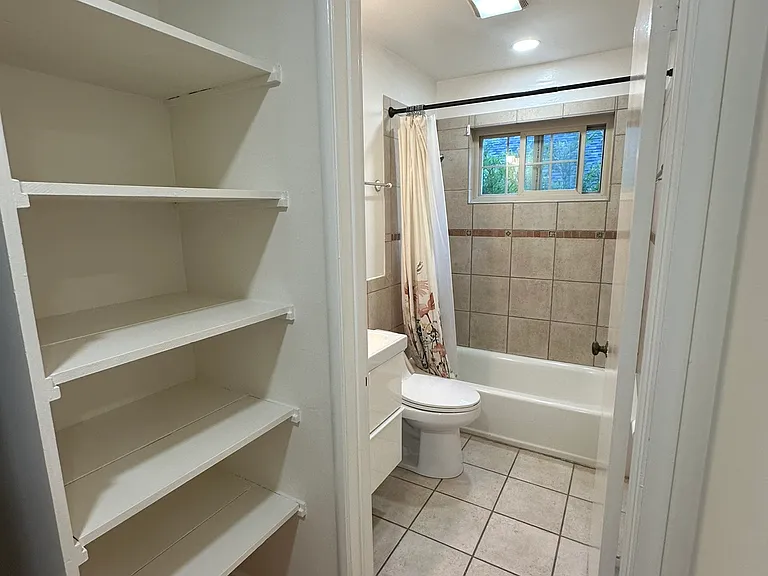 5445 Broadway #1 — Photo 21