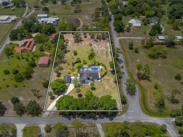 2196 SW Ranch Trl, Stuart, FL 34997