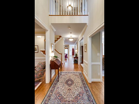 2nd image of 6955 Meadowbrook Ave