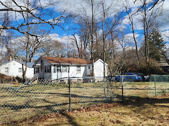 2nd image of 85 Woodside Road