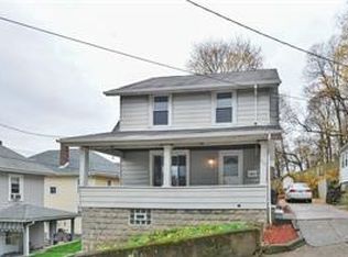 905 Chestnut St, Coraopolis, PA 15108