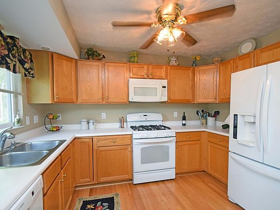 4th image of 5891 Meadow Lark Ct