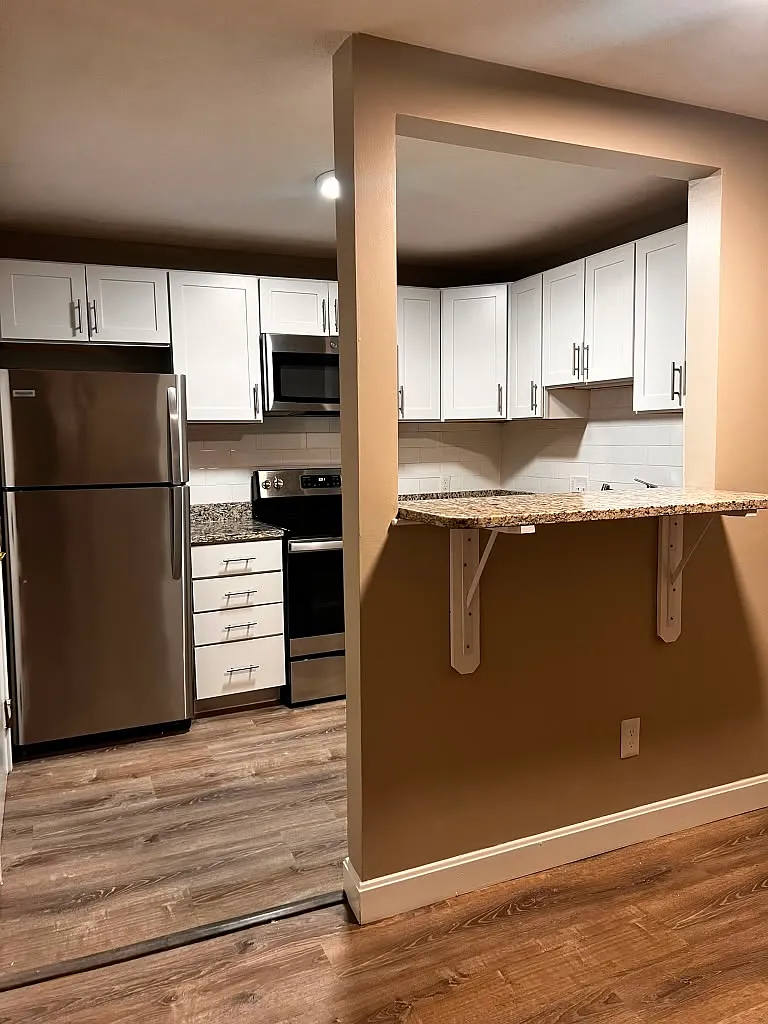 2 bed, $2,700 — Photo 3
