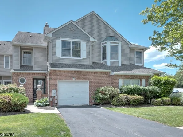 26 Depaolo Ct, Roseland Boro, NJ 07068
