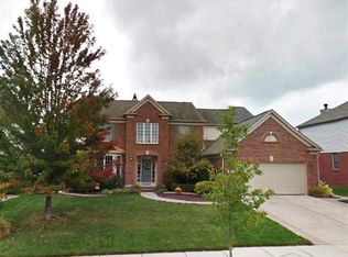 680 Bliss Dr, Rochester Hills, MI 48307