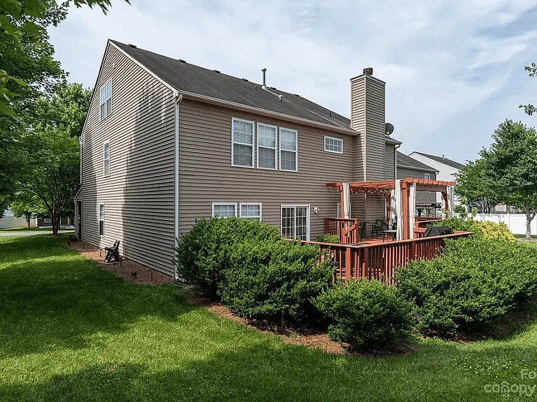 2263 Durand Rd #1 — Photo 8