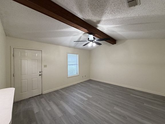 3rd image of 414 Alford Dr #1