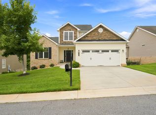 1175 Helmsdale Dr, Forest, VA 24551