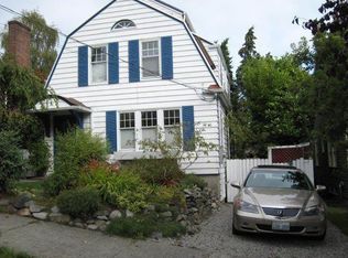 518 N 70th St, Seattle, WA 98103