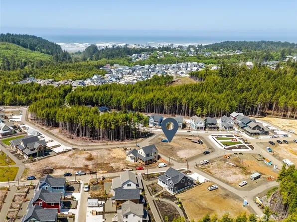 434 E Compass Street, Pacific Beach, WA 98571