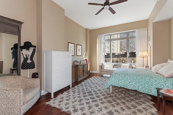 Rented by Douglas Elliman | media 40