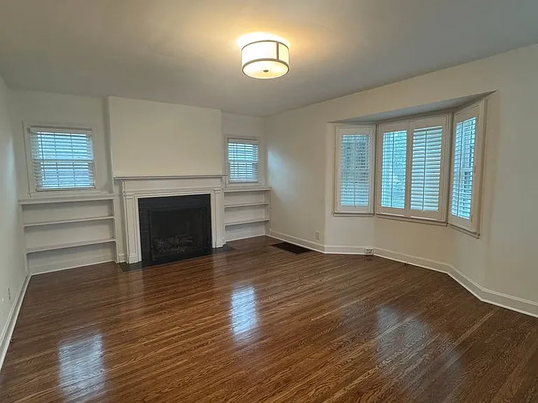 4109 Winchester Rd — Photo 2
