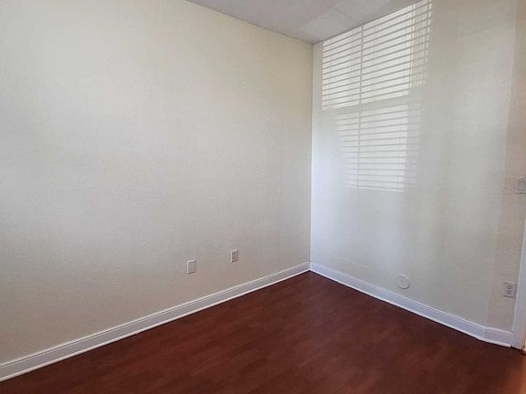 3rd image of 5470 West Plz #N