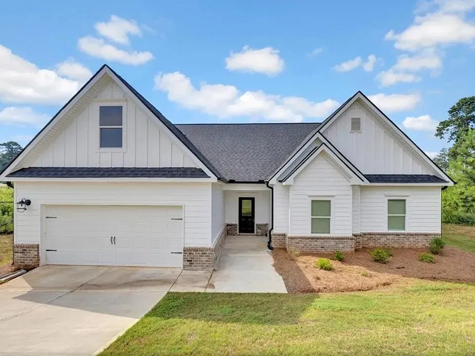 228 Trellis Walk