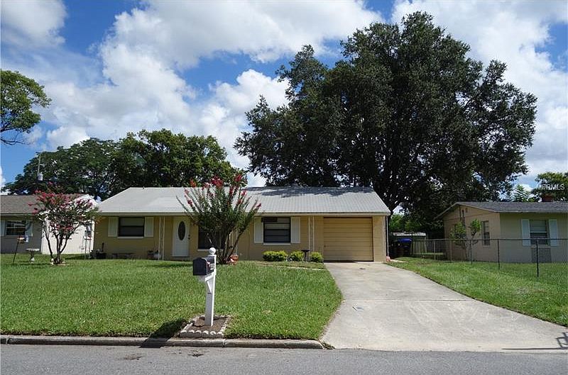 1st image of 4405 Edgebrook Dr