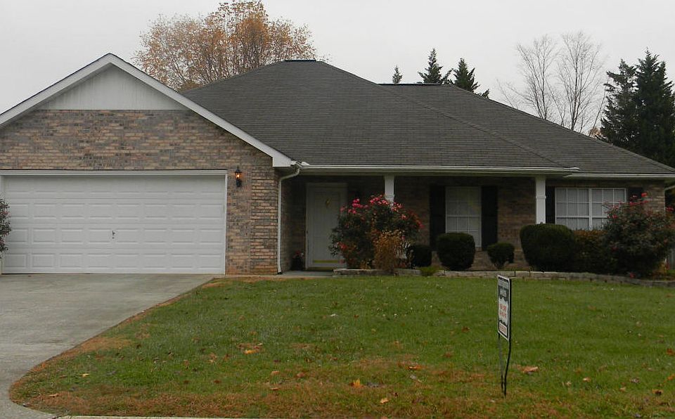 1st image of 1214 Edinburgh Dr