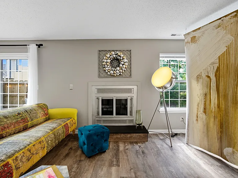 4658 Genoa Cir — Photo 23