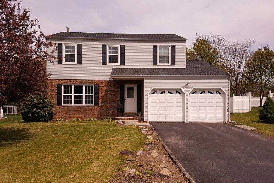 1st image of 565 Harvest Dr