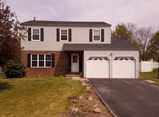 565 Harvest Dr, Harrisburg, PA 17111