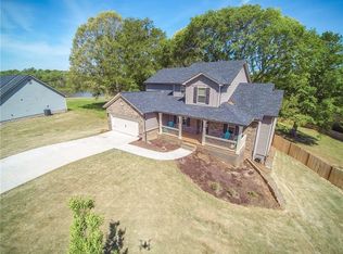 105 Overlook Ln, Jefferson, GA 30549