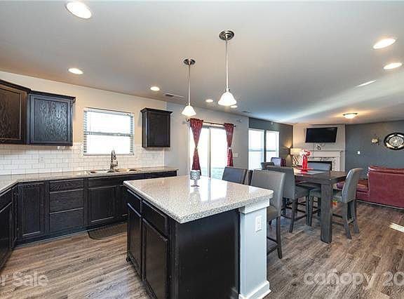 5th image of 7155 Pitzer Dr
