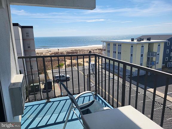 3rd image of 6 126th St Unit 400S
