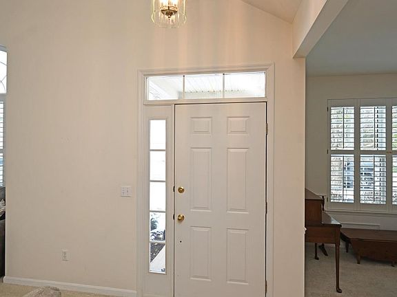5th image of 2104 Traverse Creek Dr