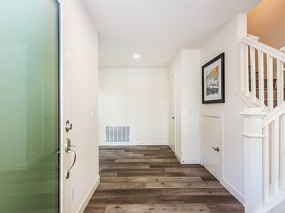5th image of 1525 S Euclid St #102