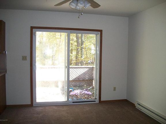 3rd image of 343 Fernwood Dr
