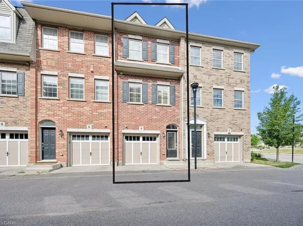4 Cheltenham Mews, Kitchener, ON N2H 0B2