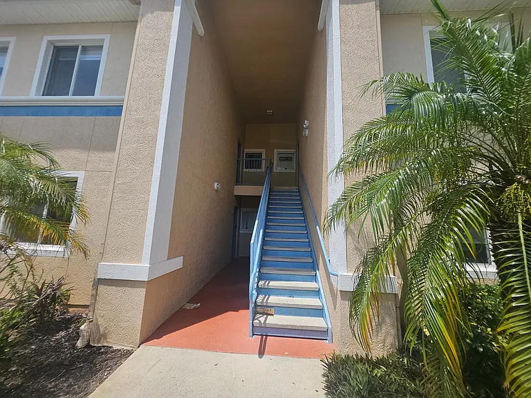 13216 Villa Vista Dr #201 — Photo 3