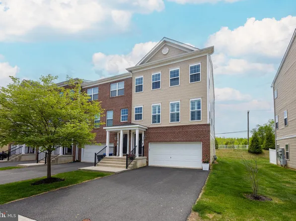 20 Kramer Ct, Florence, NJ 08518