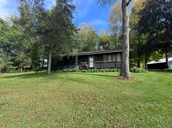9540 Crawford Rd, Reading, MI 49274