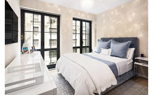 Sold by Douglas Elliman | media 16