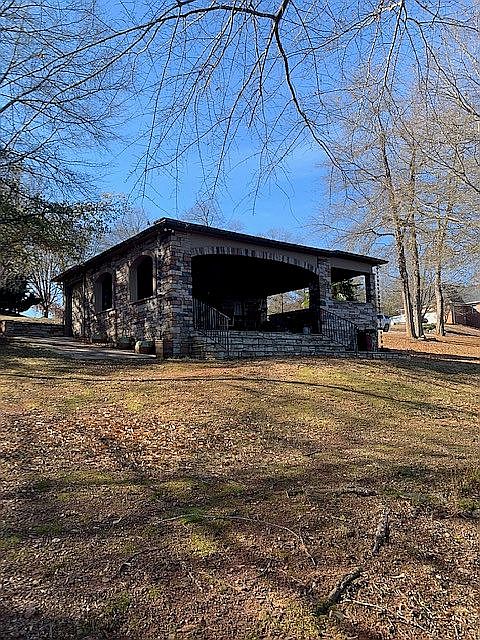 Lake lot with outdoor living