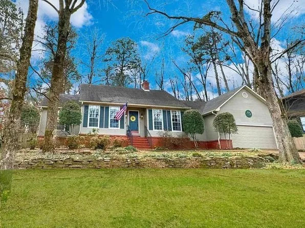 108 Canterbury Cir, Russellville, AR 72802