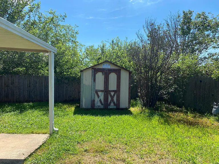 Shed