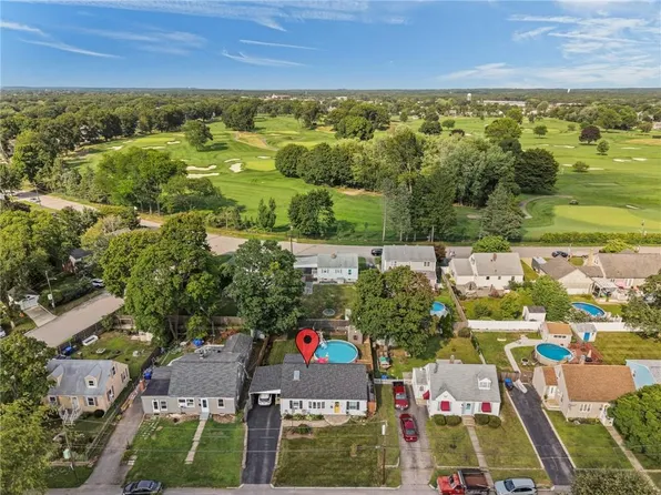 119 Frederick St, Rumford, RI 02916