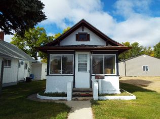 1018 Lincoln Ave, Harvey, ND 58341